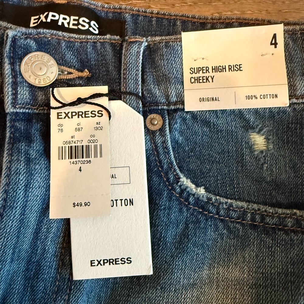 Express Women's Frayed Hem Jean Shorts - Blue - Picture 2 of 3